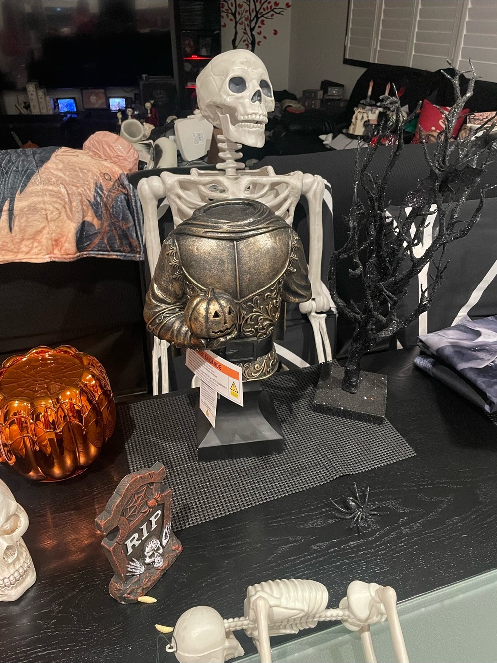 Spooky Night" 19-Inch LED Headless Horseman Bust